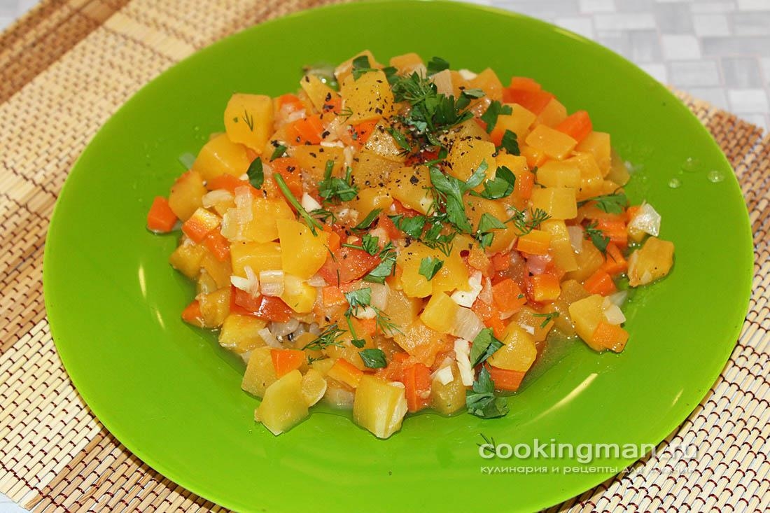 Салат из варено копченой куриной грудки