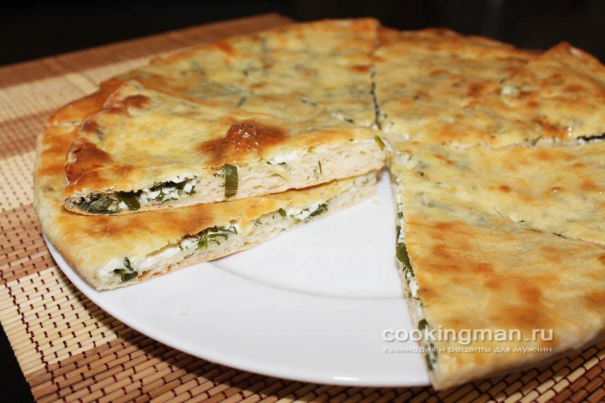 Фото осетинского пирога с сыром и зеленью