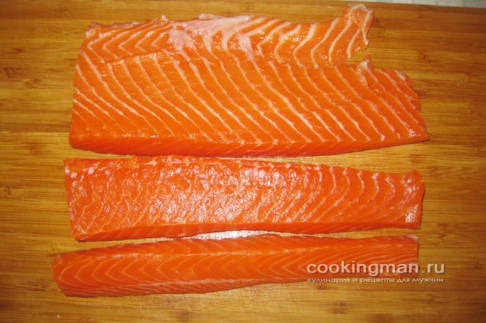 Фото филе лосося подготовленного для суши и сашими