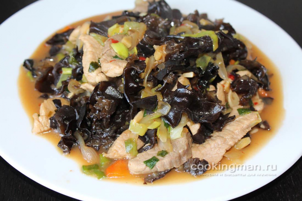 Китайский салат с древесными грибами и фунчозой — рецепт с фото пошагово