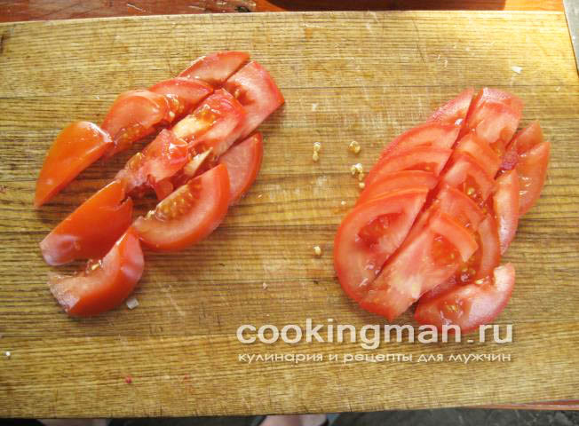 Шашлык из баранины замаринованный в луке, чесноке и помидорах шашлык